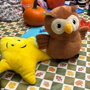 Super simple songs owl and star.